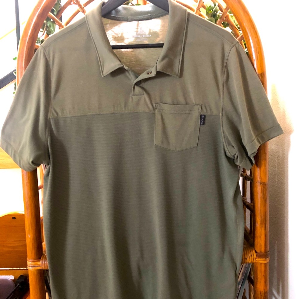PrAna Breathe Polo size(M)